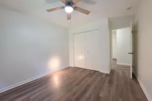 889 Trace Dr, Buffalo Grove, IL 60089 - Photo 19