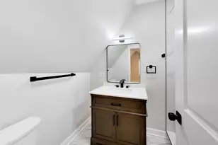1033 S Claremont Ave, Chicago, IL 60612 - Photo 21