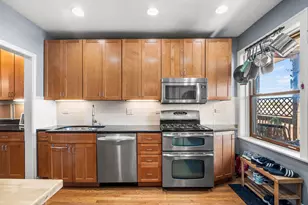 6209 N Mozart St, Chicago, IL 60659 - Photo 9