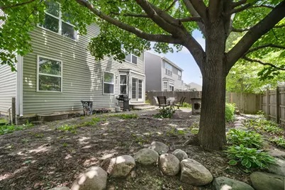 681 W Huron Hills Trail, Round Lake Heights, IL 60073 - Photo 25