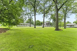 1412 S Jackson St, Streator, IL 61364 - Photo 7