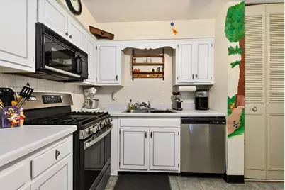 6670 S Brainard Avenue #404, Countryside, IL 60525 - Photo 7