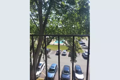 6670 S Brainard Avenue #404, Countryside, IL 60525 - Photo 7