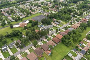 17W667 Lorraine Ave, Addison, IL 60101 - Photo 33