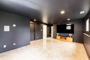 17W667 Lorraine Ave, Addison, IL 60101 - Photo 19