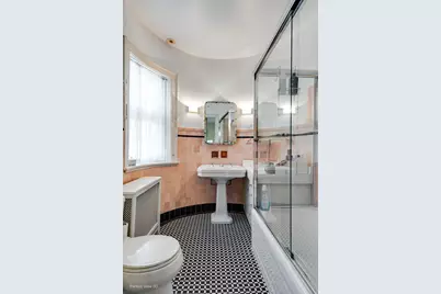 5811 N Christiana Avenue, Chicago, IL 60659 - Photo 23