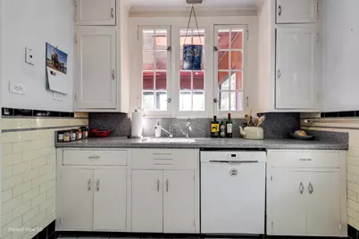 5811 N Christiana Avenue, Chicago, IL 60659 - Photo 7