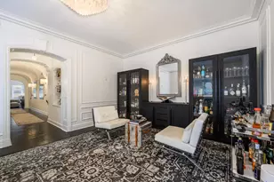 222 E Chestnut St, Chicago, IL 60611 - Photo 9