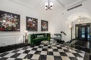 222 E Chestnut St, Chicago, IL 60611 - Photo 25
