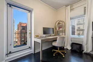 222 E Chestnut St, Chicago, IL 60611 - Photo 21