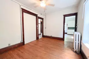 216 E South St, Woodstock, IL 60098 - Photo 3