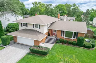 4506 Magnolia Dr, Rolling Meadows, IL 60008 - Photo 1