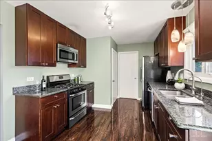 22 Forest Ln, Elk Grove Village, IL 60007 - Photo 13