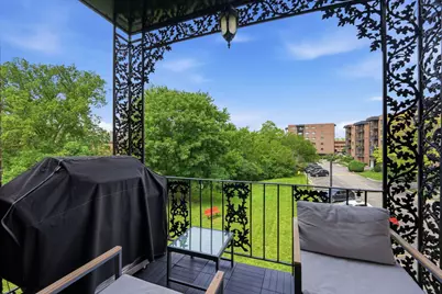 9331 Landings Lane #305, Des Plaines, IL 60016 - Photo 17