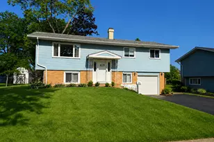 2010 Carleton Rd, Hoffman Estates, IL 60169 - Photo 1