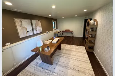 2010 Carleton Road, Hoffman Estates, IL 60169 - Photo 11