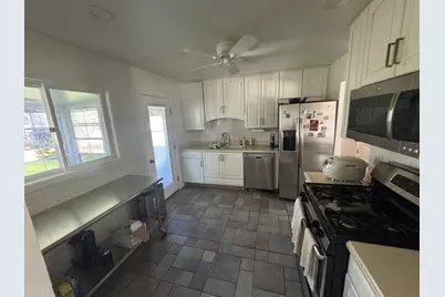 2010 Carleton Road, Hoffman Estates, IL 60169 - Photo 19