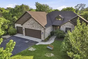45 Burnette Dr, Antioch, IL 60002 - Photo 1