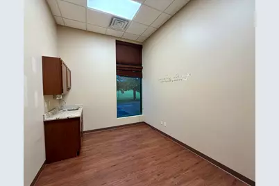 2127 Midlands Drive #204, Sycamore, IL 60178 - Photo 15
