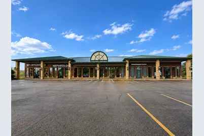 2127 Midlands Drive #204, Sycamore, IL 60178 - Photo 7