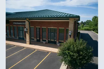 2127 Midlands Drive #204, Sycamore, IL 60178 - Photo 1