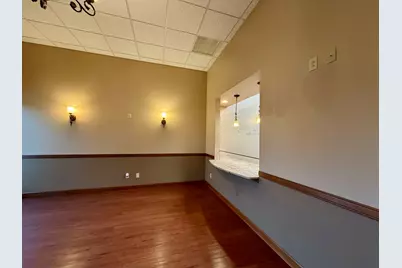 2127 Midlands Drive #204, Sycamore, IL 60178 - Photo 11