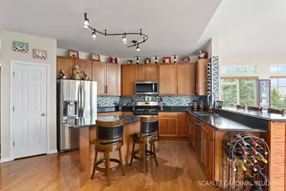 287 Walsh Circle, Yorkville, IL 60560 - Photo 7