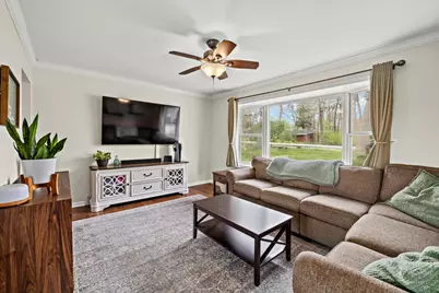 8911 Pine Avenue, Wonder Lake, IL 60097 - Photo 9