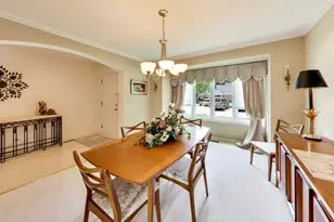 1819 N Normandy Ct, Arlington Heights, IL 60004 - Photo 9