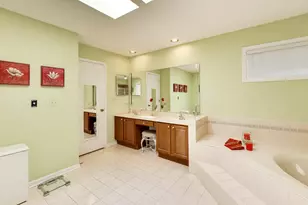 1819 N Normandy Ct, Arlington Heights, IL 60004 - Photo 25