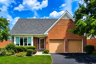 1819 N Normandy Ct, Arlington Heights, IL 60004 - Photo 1