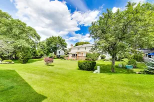 1819 N Normandy Ct, Arlington Heights, IL 60004 - Photo 35