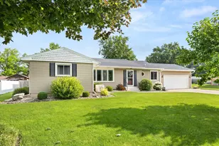 1508 Sharon Rd, Streator, IL 61364 - Photo 1