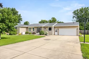 1508 Sharon Rd, Streator, IL 61364 - Photo 3