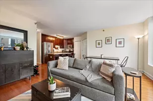33 W Ontario St, Chicago, IL 60654 - Photo 7
