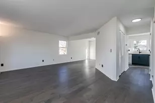 508 Pembroke Rd SW, Poplar Grove, IL 61065 - Photo 11