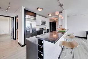 225 N Columbus Dr, Chicago, IL 60601 - Photo 15
