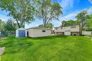 8919 Olcott Ave, Morton Grove, IL 60053 - Photo 21