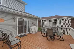 637 N Lyle Ave, Elgin, IL 60123 - Photo 25