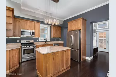 2120 W Race Avenue, Chicago, IL 60612 - Photo 9