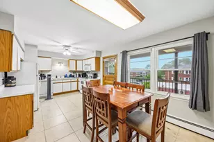 1855 Parkside Dr, Park Ridge, IL 60068 - Photo 9