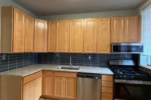 1955 W Sunnyside Ave, Chicago, IL 60640 - Photo 3