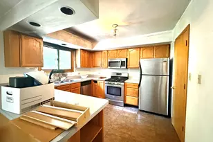 269 Brookside Dr, Paw Paw, IL 61353 - Photo 3