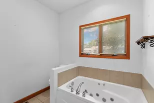 406 E Knights Rd, Sandwich, IL 60548 - Photo 23