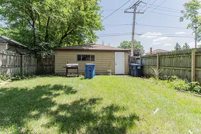 2039 S 12th Avenue, Maywood, IL 60153 - Photo 7