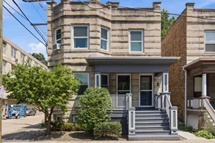 212 N Marion St, Oak Park, IL 60302 - Photo 1