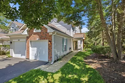 103 N Cathy Lane #103, Mount Prospect, IL 60056 - Photo 1
