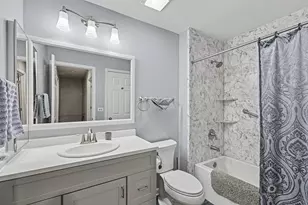 392 Basswood Ct, Carol Stream, IL 60188 - Photo 19