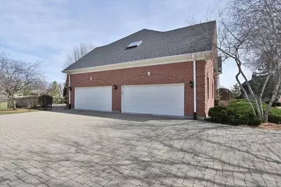 5N523 E Lakeview Circle, Saint Charles, IL 60175 - Photo 3