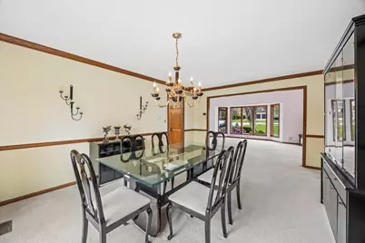 6037 Dunham Road, Downers Grove, IL 60516 - Photo 11